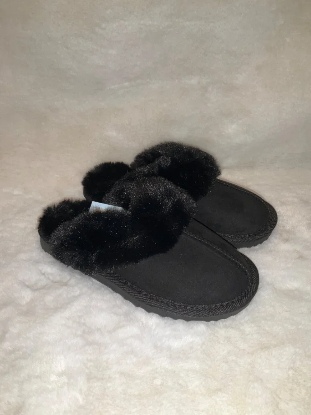 Cat & Jack size 13 Kids' Inez Scuff Slipper Black NEW with tags Faux fur